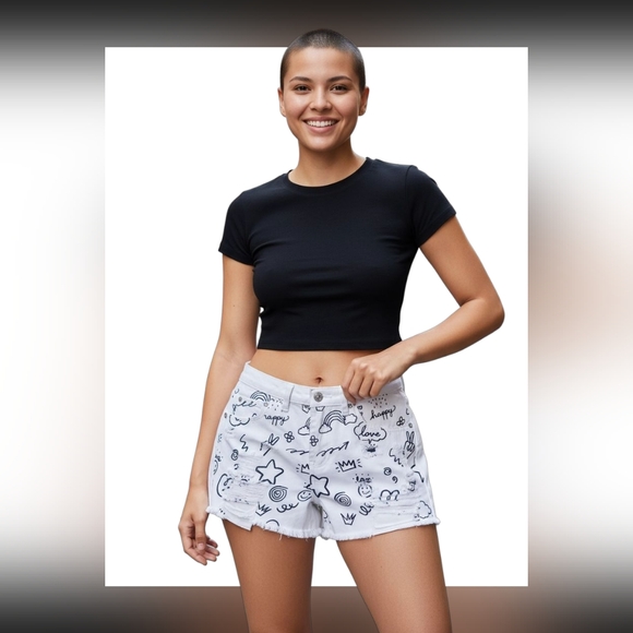 Almost Famous White Graphic Jean Shorts - Picture 1 of 5